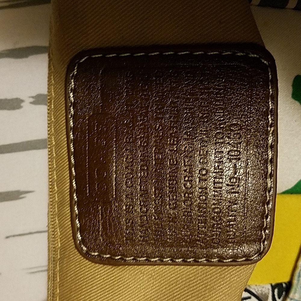 Coach Authentic Cute Alot of Room  Shoulder Bag - Picture 2 of 6